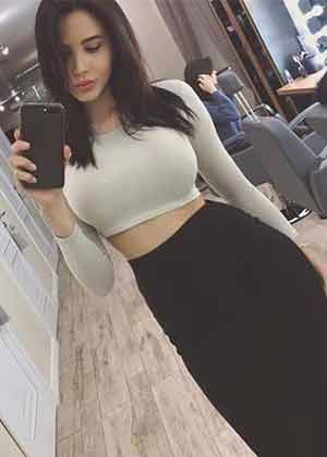 Sexy Kolkata Call Girl